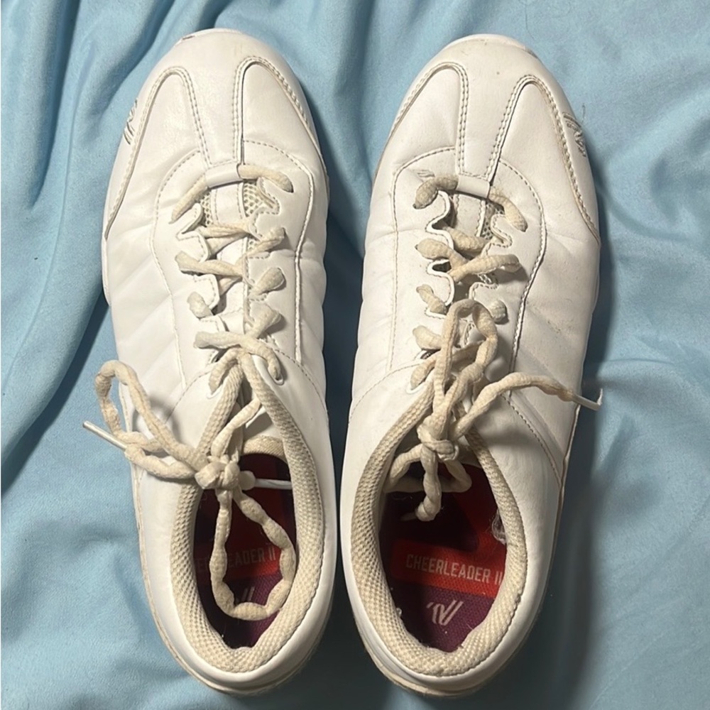 Varsity cheer shoes